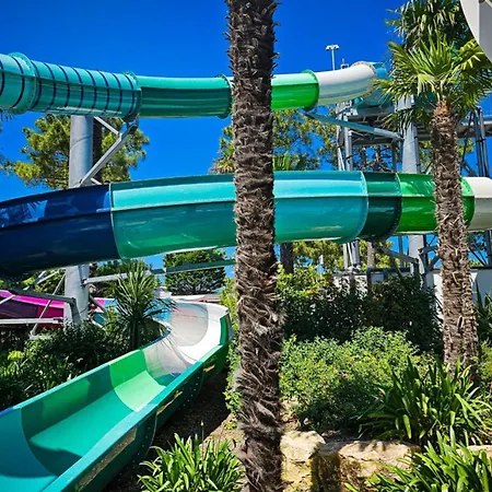 אתר קמפינג Mobil Confortable Avec Terrasse, 6 Couchages - Api-1-52-1462 סן ז'אן דה מון