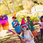 Mobil Confortable Avec Terrasse, 6 Couchages - Api-1-52-1462 Campsite