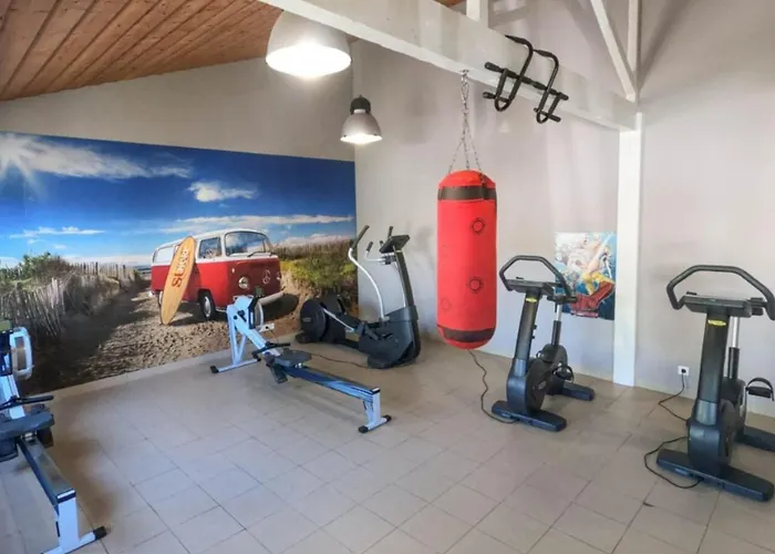 Mobil Confortable Avec Terrasse, 6 Couchages - Api-1-52-1462 * Saint-Jean-de-Monts