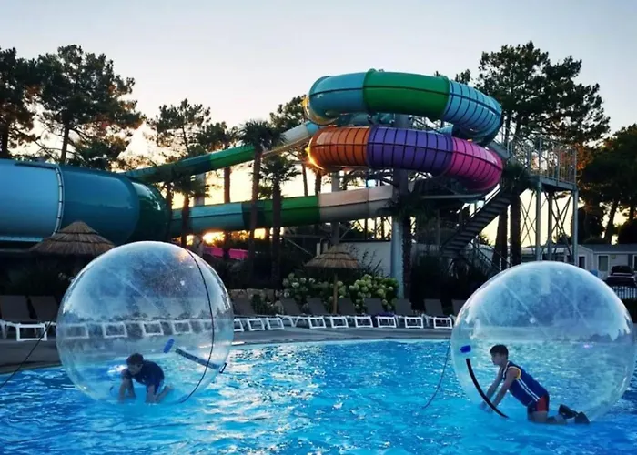 Mobil Confortable Avec Terrasse, 6 Couchages - Api-1-52-1462 Camping Saint-Jean-de-Monts