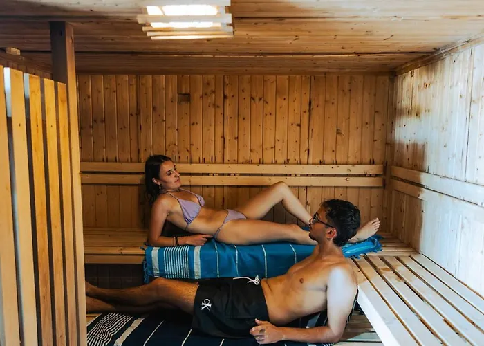 Mobil Confortable Avec Terrasse, 6 Couchages - Api-1-52-1462 Camping *